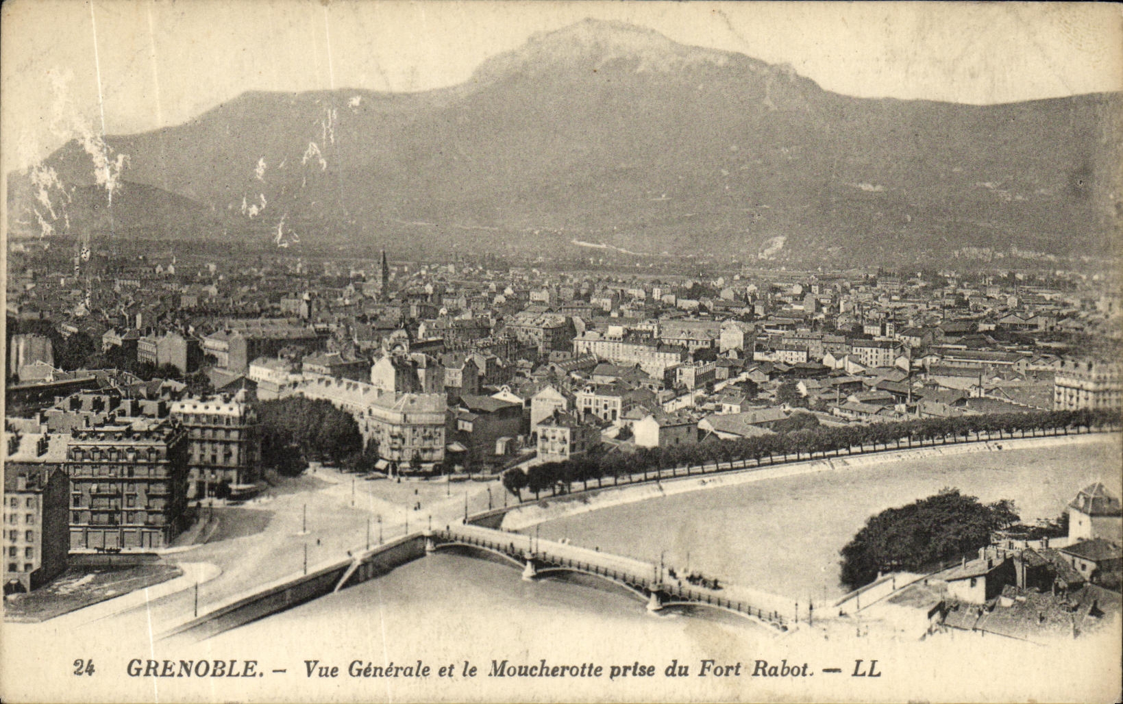 Grenoble — Allgemeiner Blick und die Moucheotte vom Fort Rabot — LL