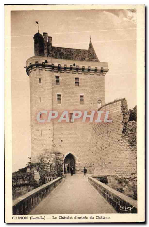 CPA Chinon Le Chatelet d Entree du Chateau