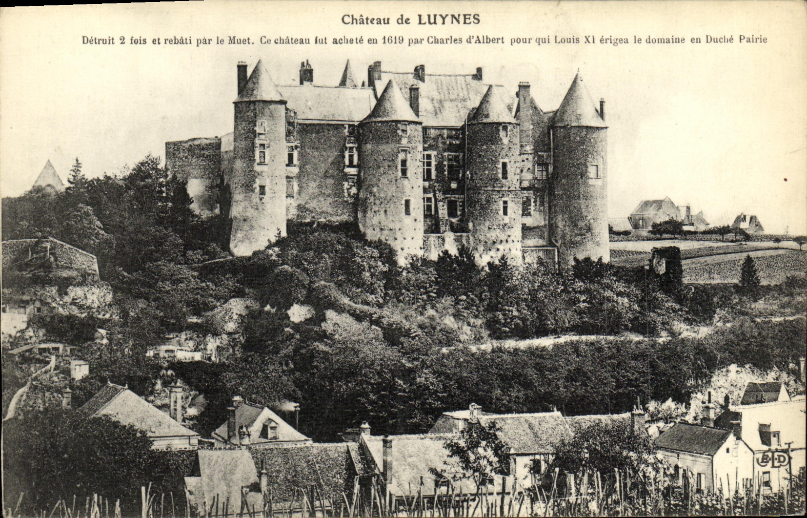 CPA Luynes Le Chateau et le Village