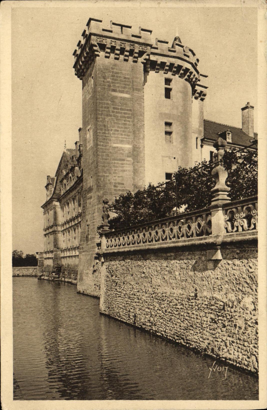 CPA Chateaux De La Loire Villandry Le donjon