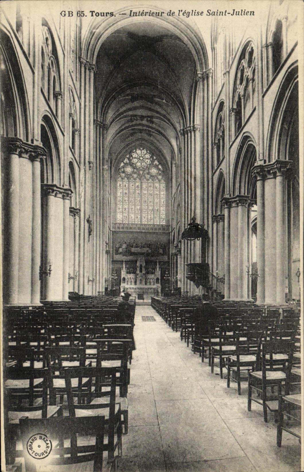 CPA Tours Interieur de L Eglise Saint Julien