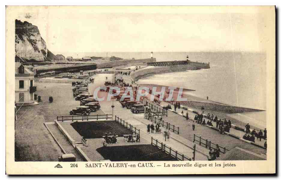 CPA St Valery en Caux La Nouvelle digue et les Jetees