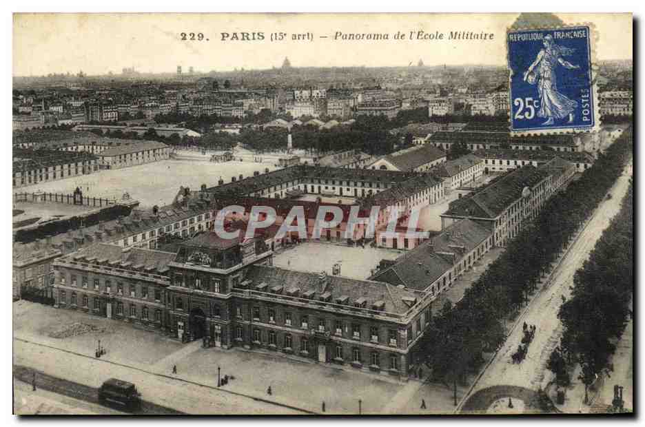 Paris (15e arrt) — Panorama de l'École Militaire — CPAPHIL 229