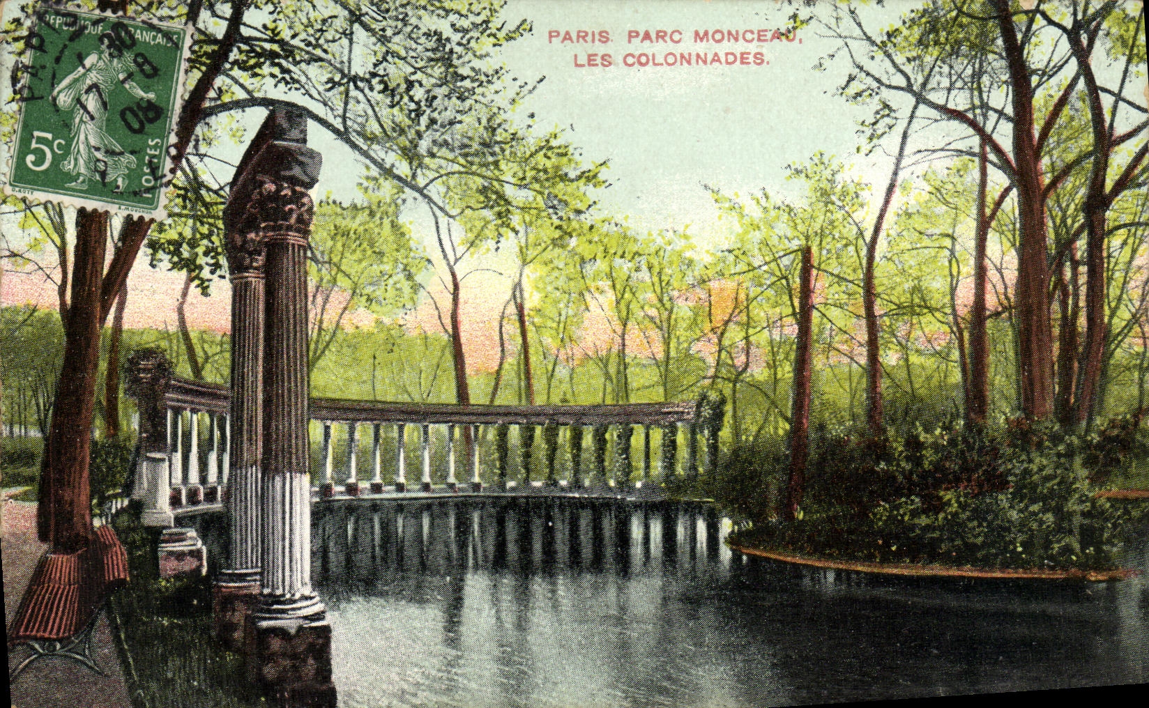 CPA Paris Parc Monceau Les Colonnades