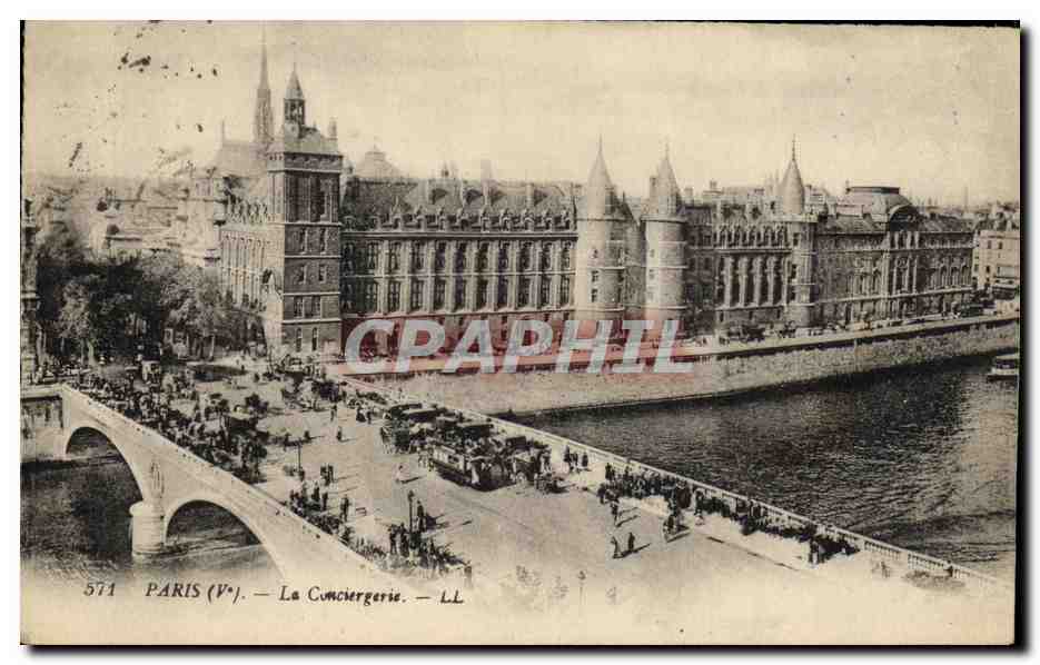 CPA Paris Le Coniergerie