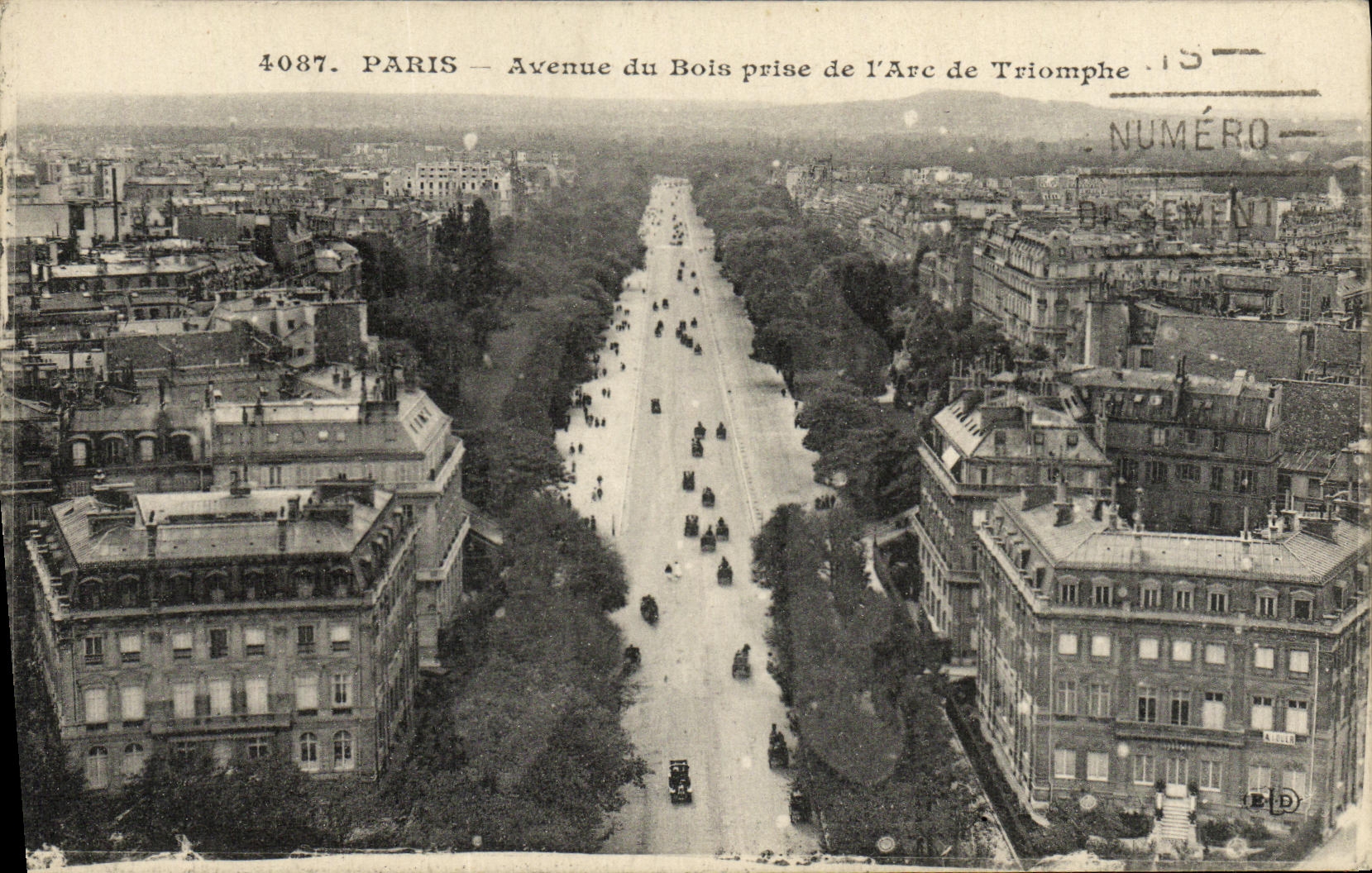 CPA Paris Avenue du Bois Prise de l Arc de Triomphe