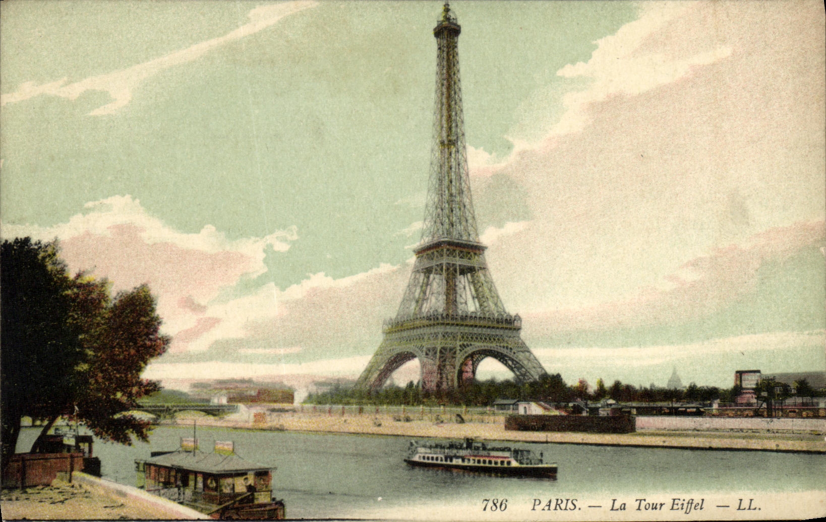 CPA Paris La Tour Eiffel Peniche Seine