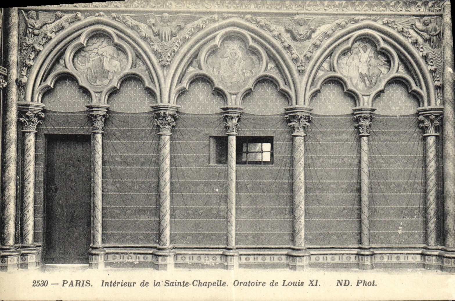 CPA Paris Interieur de la Sainte Chapelle Oratoire de Louis XI
