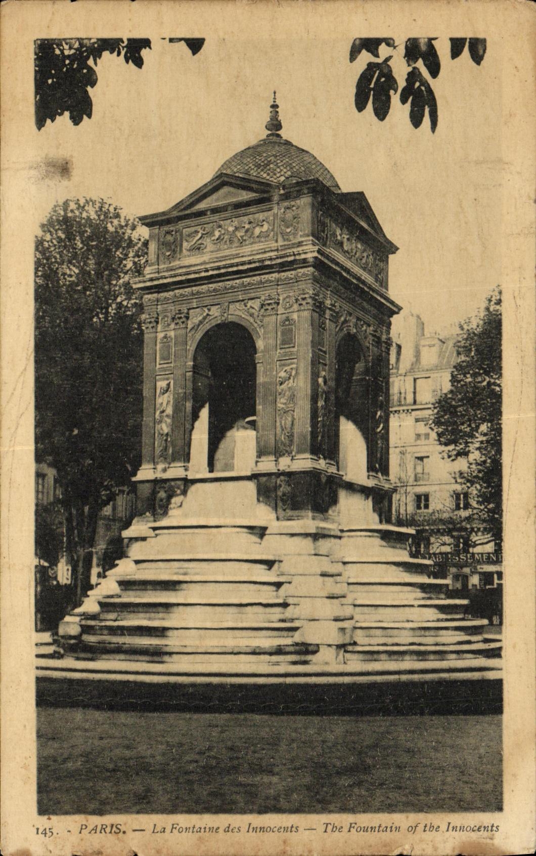 CPA Paris La Fontaine des Innocents