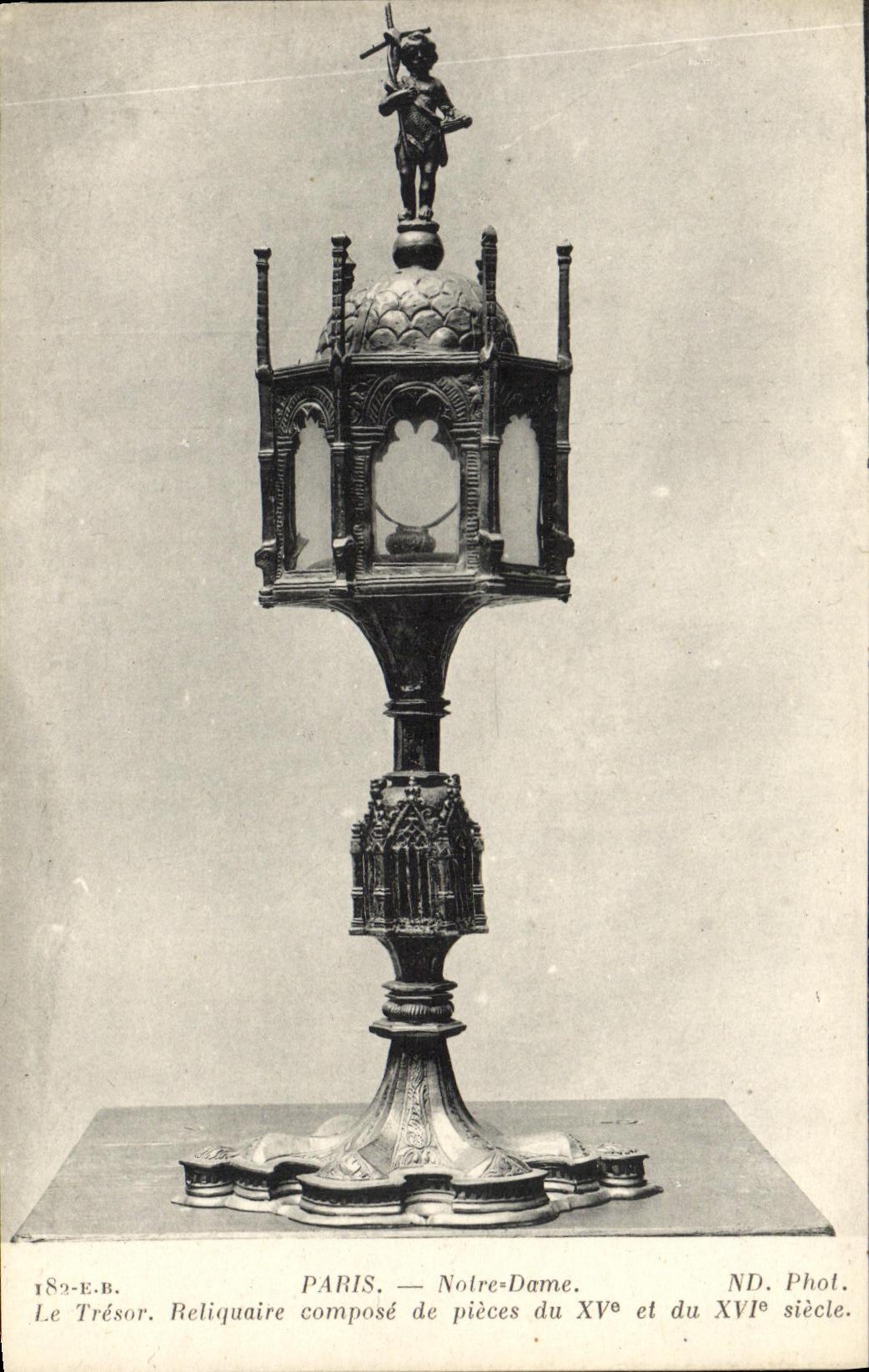 CPA Paris Notre Dame Le Tresor REliquaire compose du 15eme et du 16eme