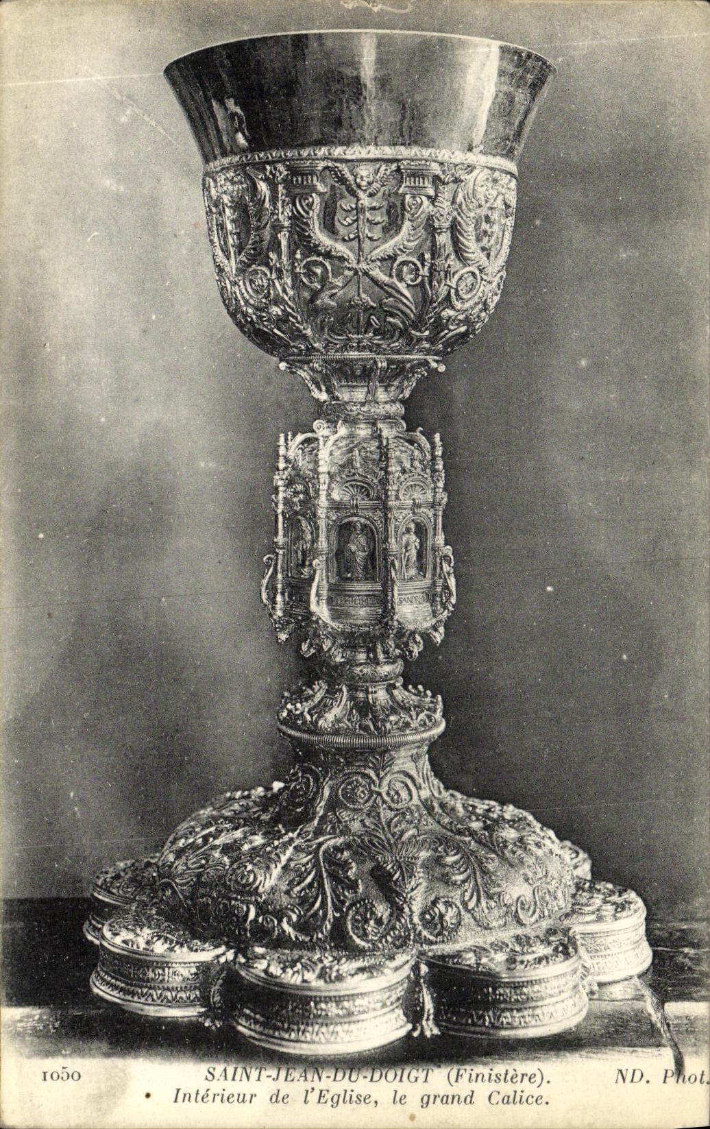 CPA Paris Notre Dame Le Tresor Le grand Calice