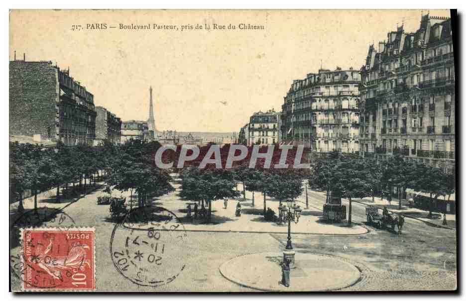 CPA Paris Boulevard Pasteur pris de la rue du Chateau Tour Eiffel