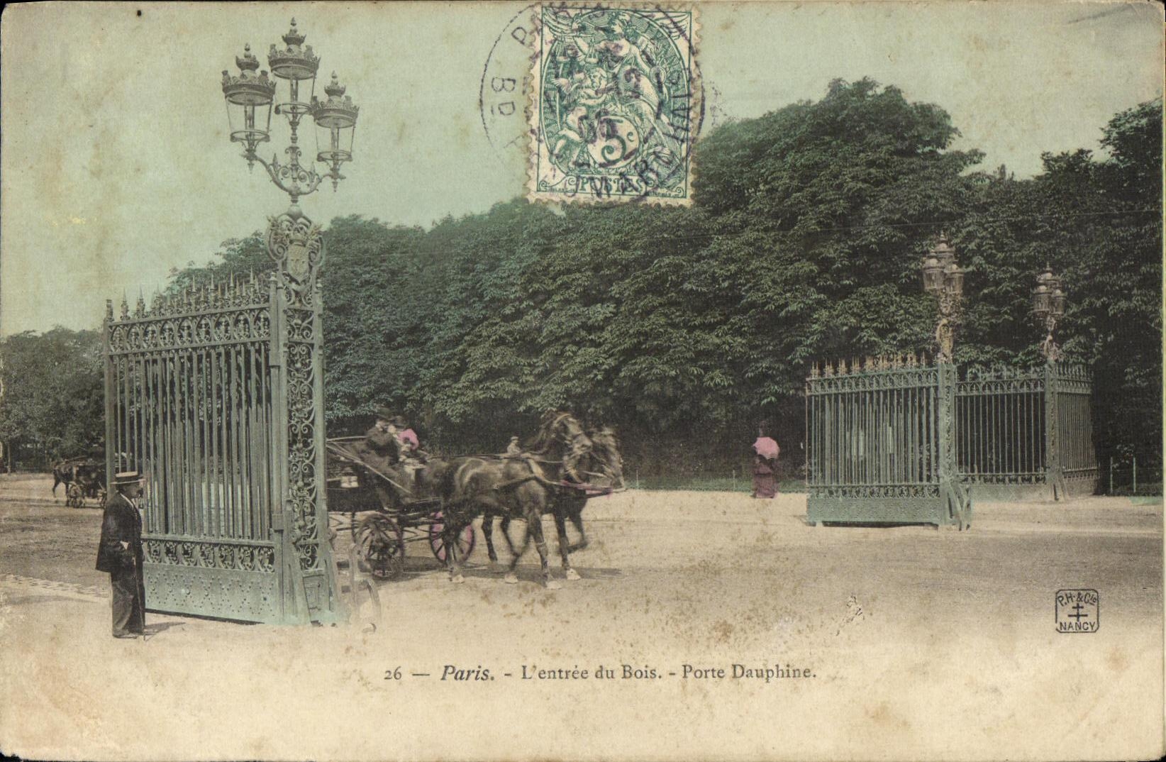 CPA Paris L entree du Bois Porte Dauphine Chevaux