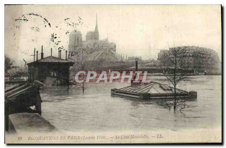 CPA Inondations de Paris Le quai Montebello Notre Dame
