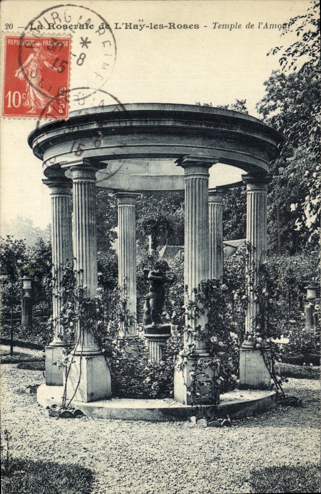 CPA La Roseraie de L Hay les Roses Temple de l Amour