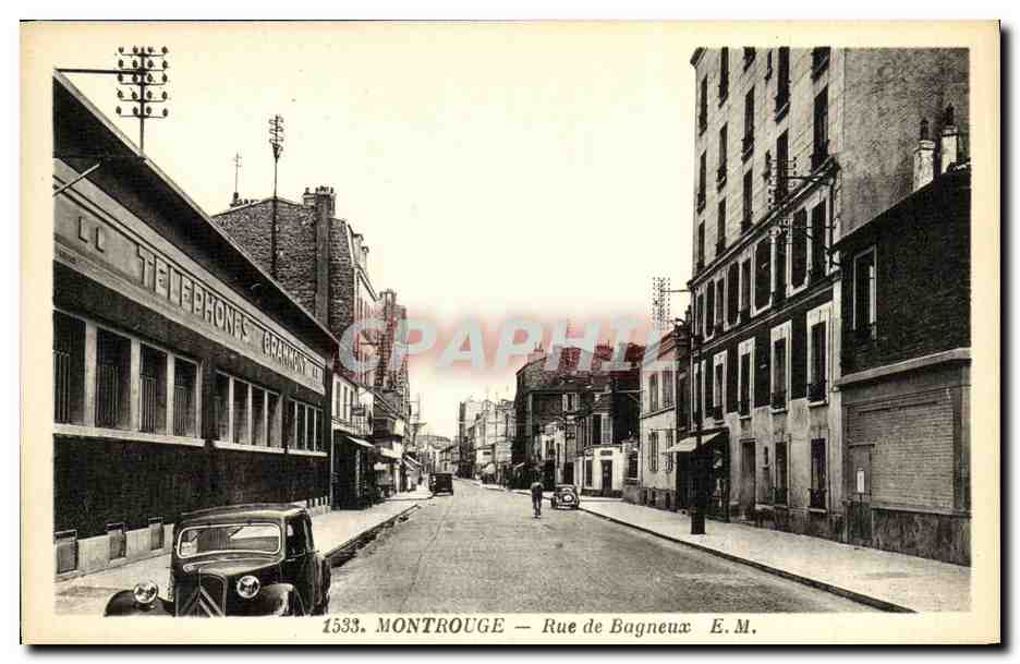 CPA Montrouge Rue de Bagneux Traction avant Citroën