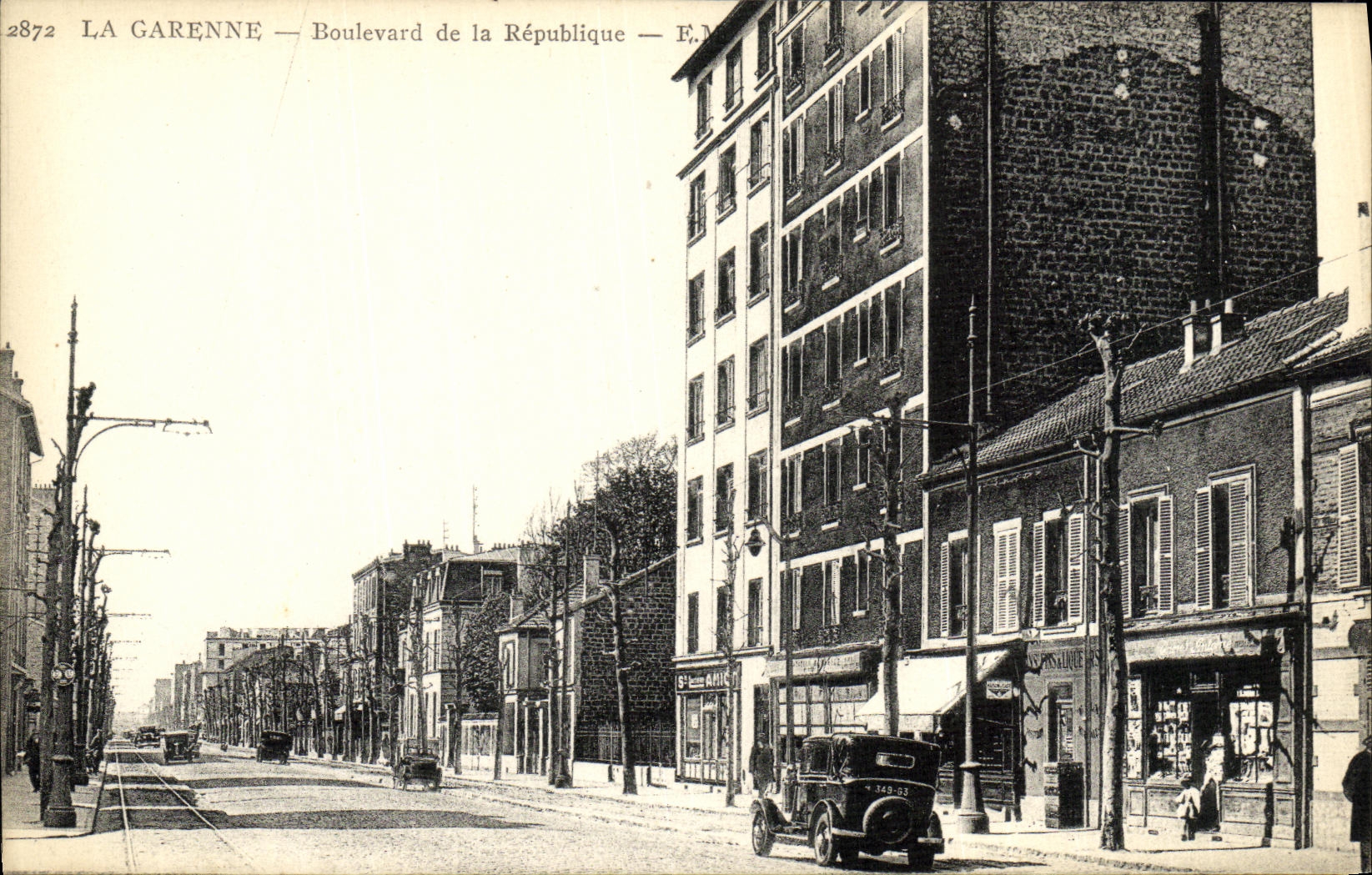 CPA La Garenne boulevard de la Republique 