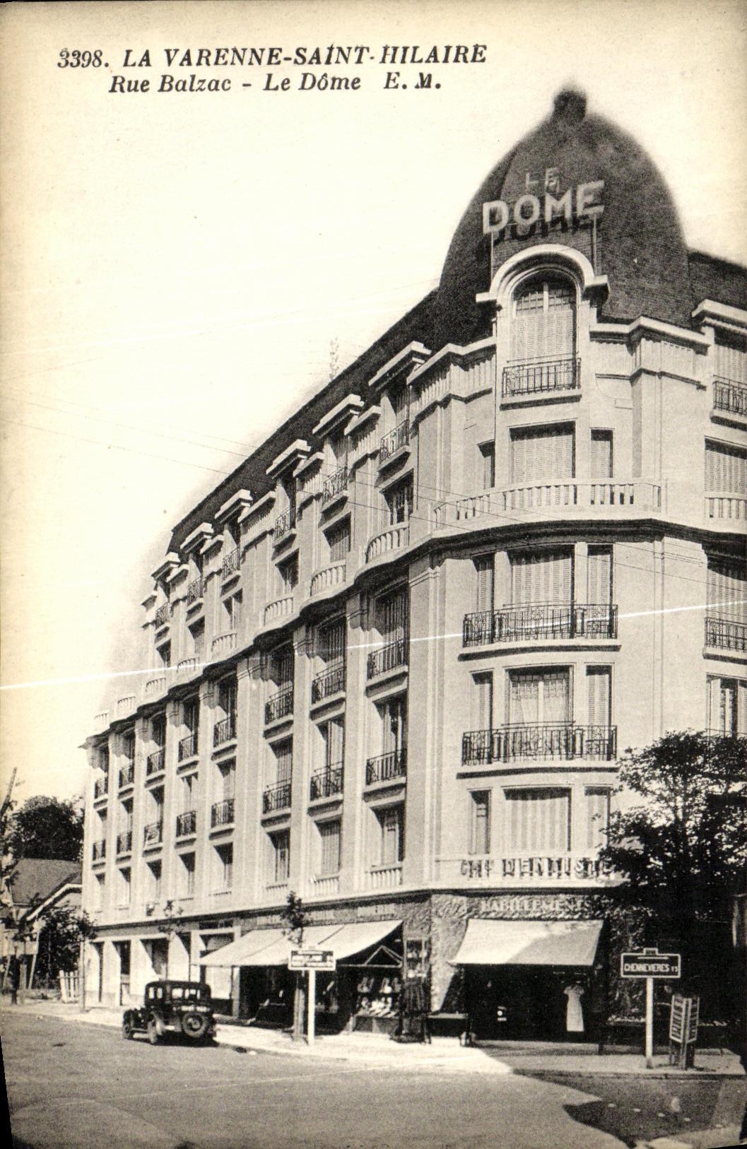 CPA La Varenne Saint Hilaire Rue Balzac Le Dome 