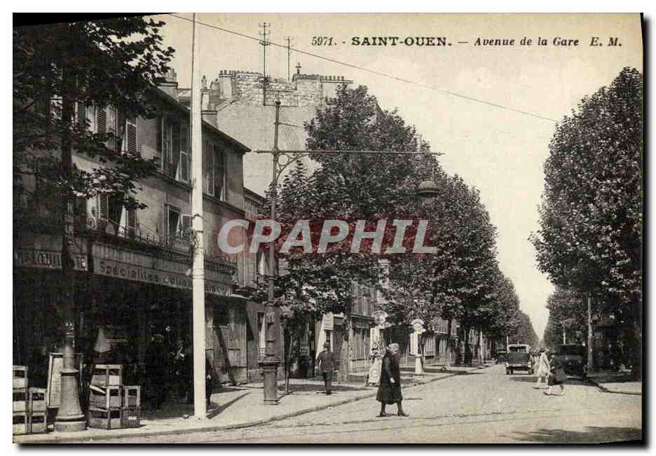 CPA Saint Ouen Avenue de la Gare 