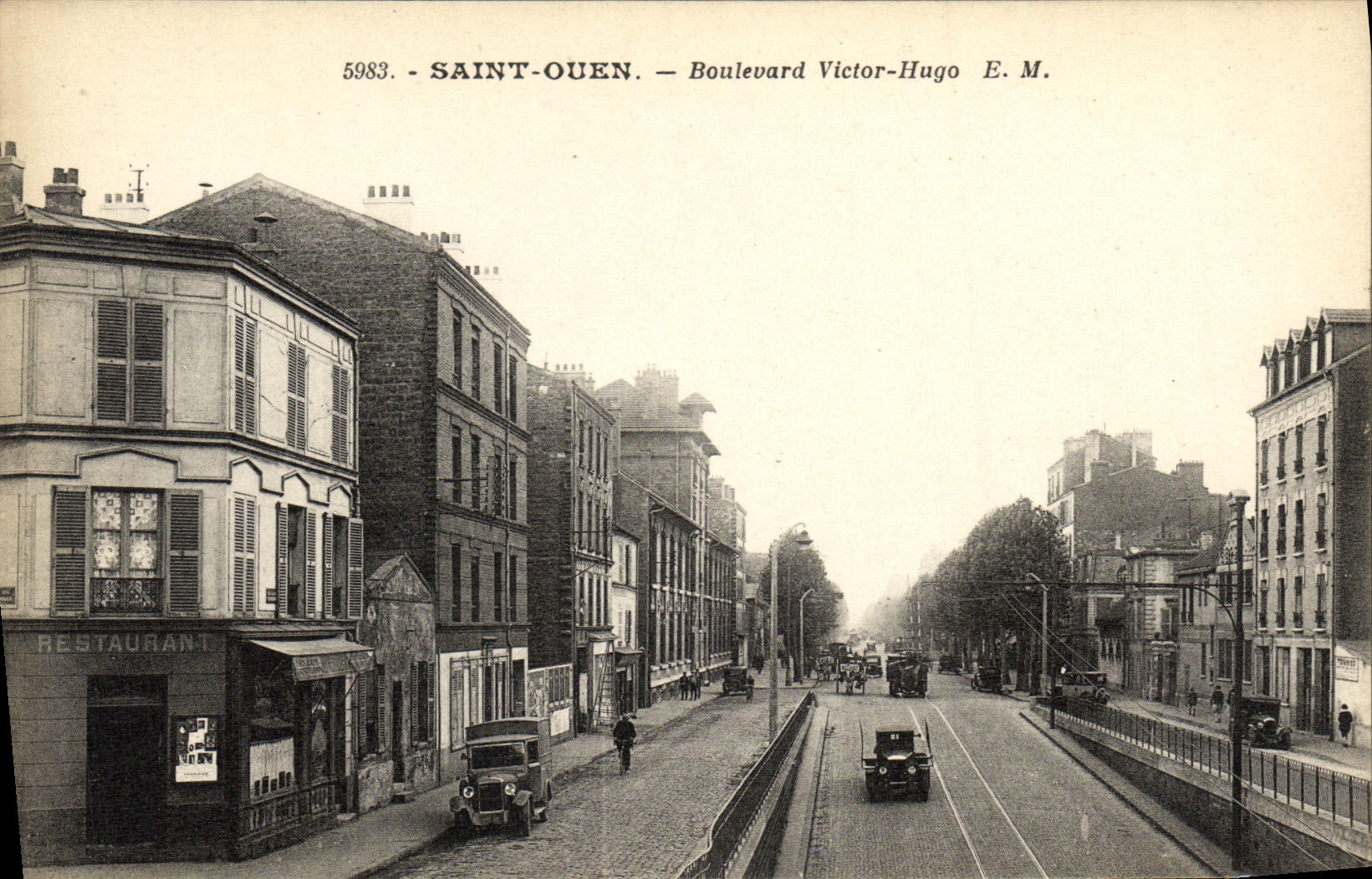 CPA Saint Ouen Boulevard Victor Hugo Restaurant