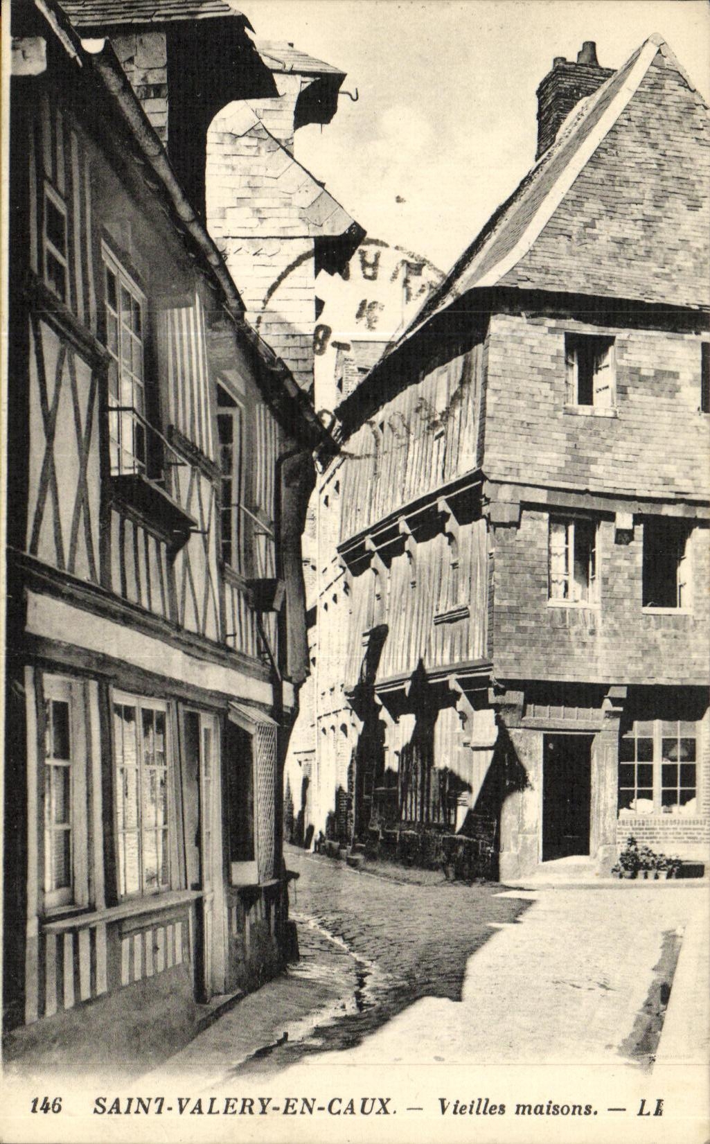 CPA Saint Valery en Caux Vieilles maisons