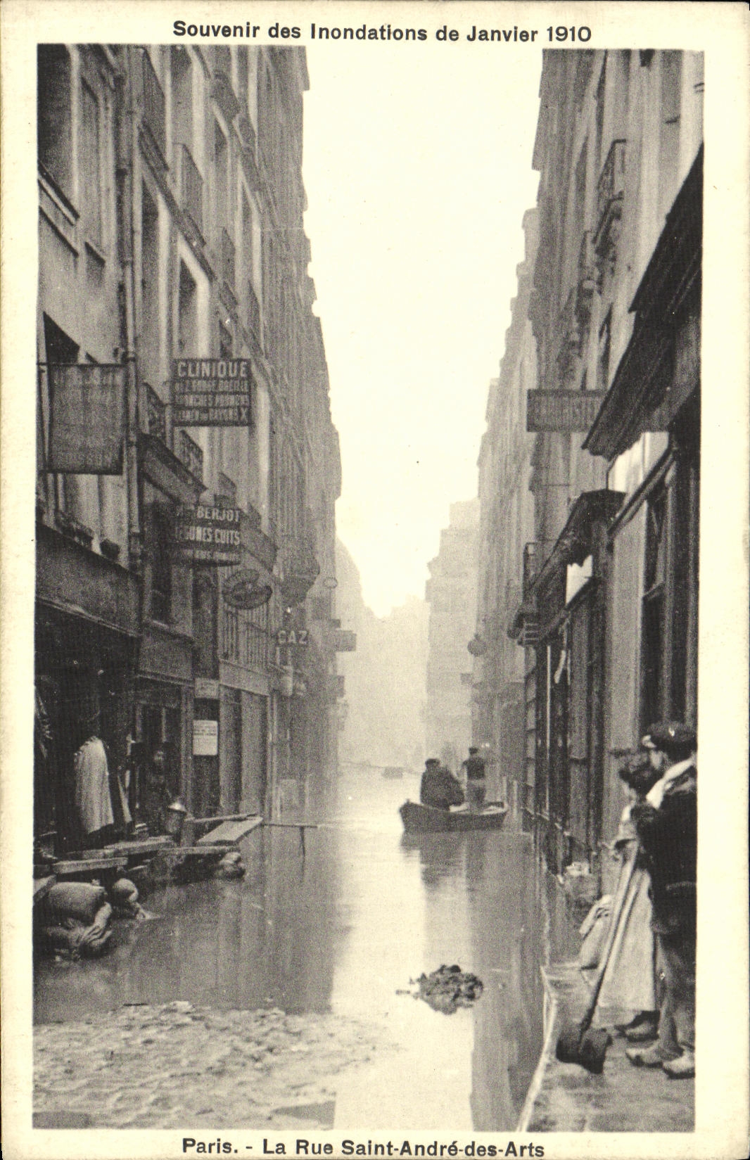 CPA Souvenir des Inondations de Janvier 1910 Paris La Rue Saint Andre des Arts 
