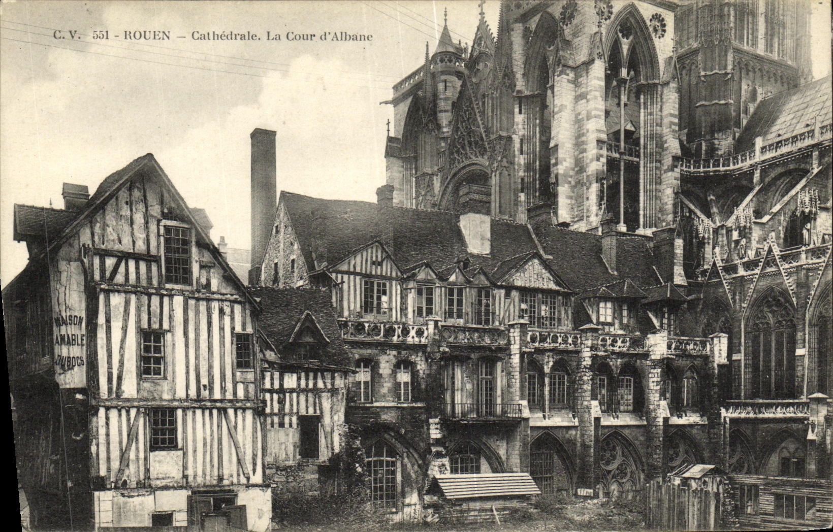 CPA Rouen Cathedrale la Cour d Albane 