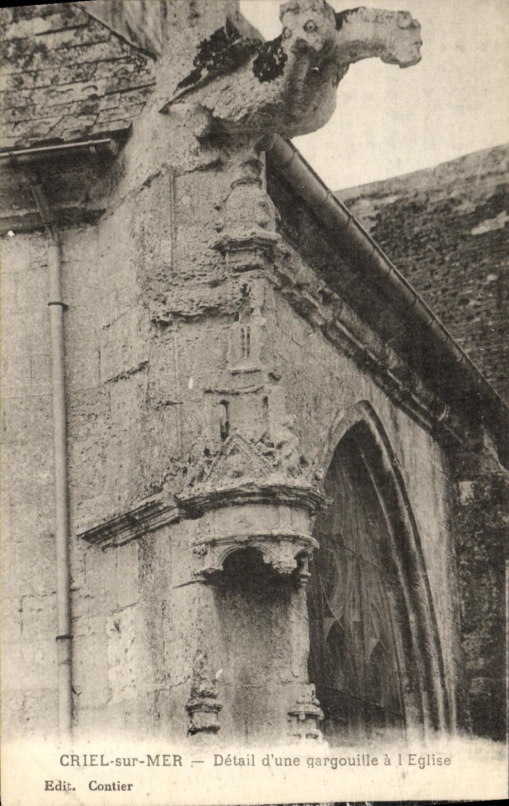 CPA Criel sur Mer Detail d une gargouille a l Eglise 
