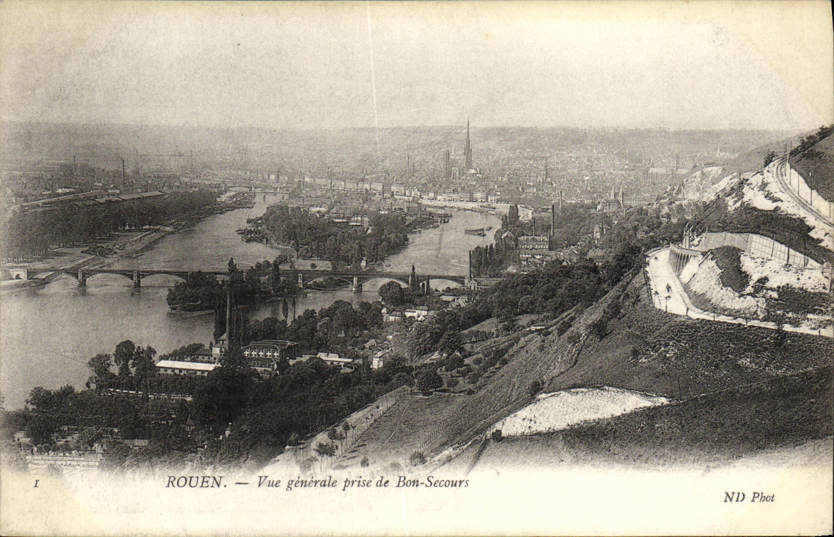 CPA Rouen Vue generale prise de Bon Secours 