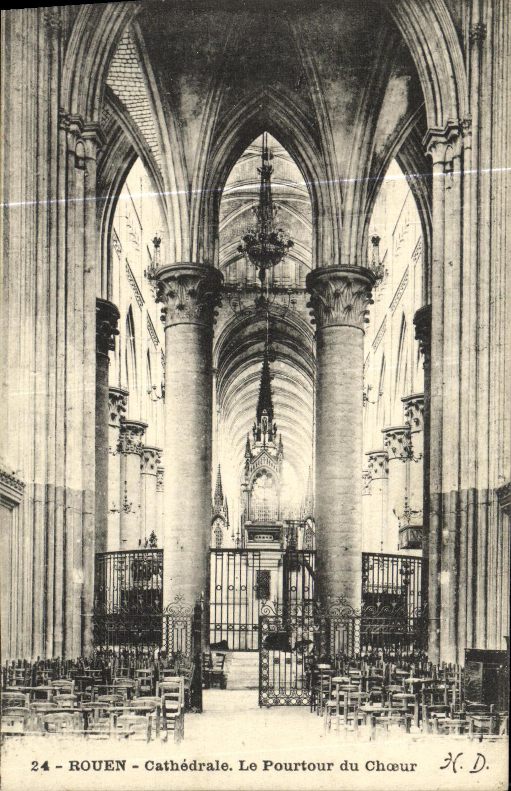 CPA Rouen Cathedrale Le Pourtour du Choeur 