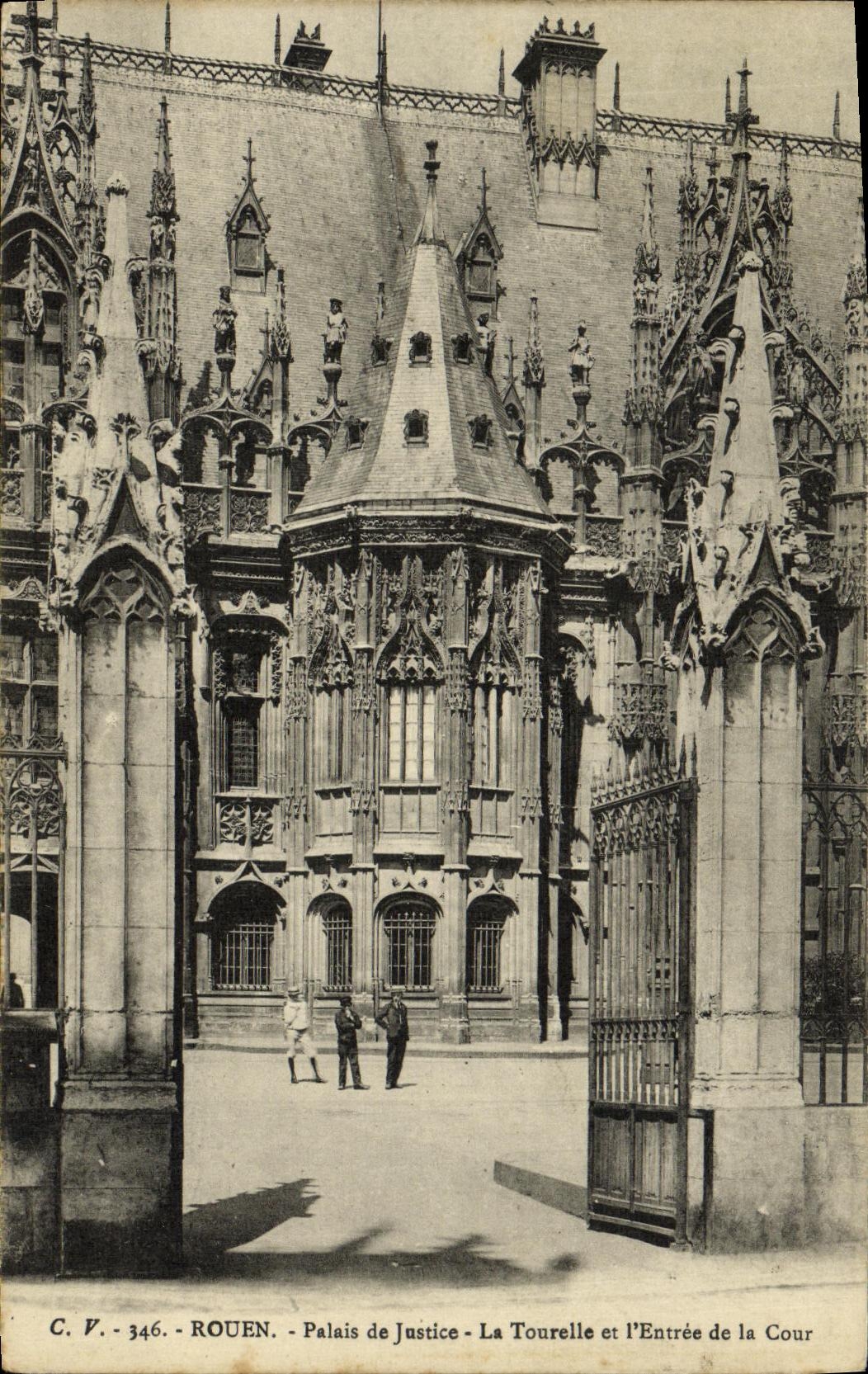 CPA Rouen Palais de Justice La Tourelle et L Entree de la Cour