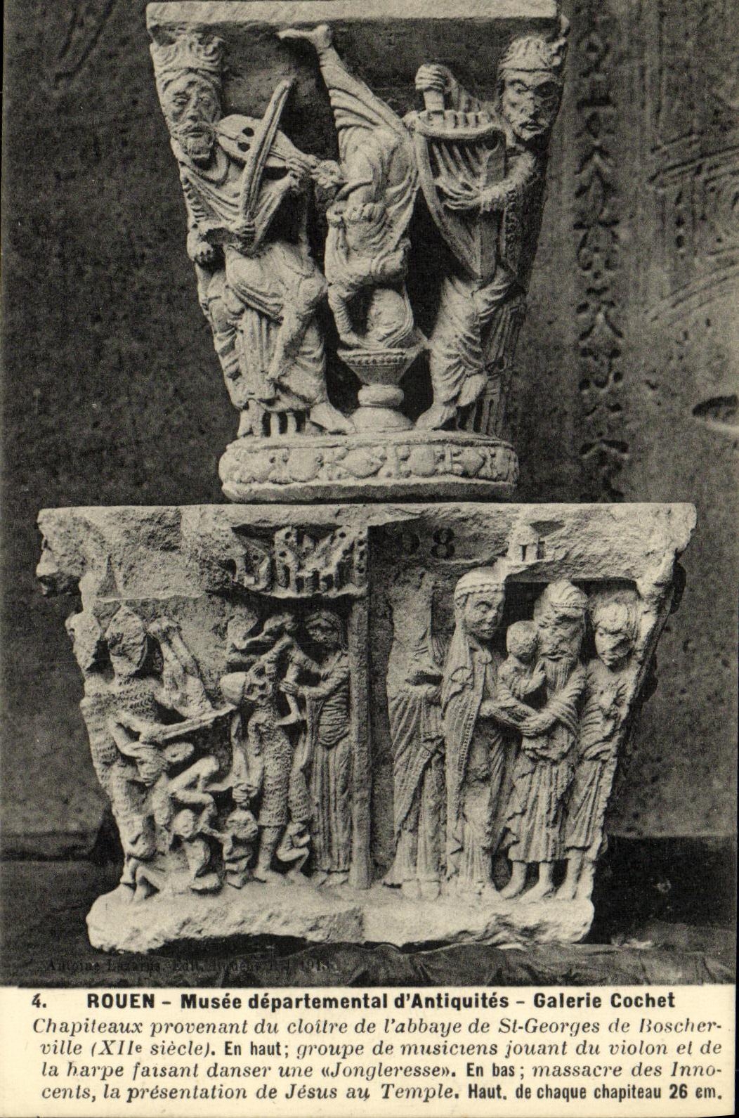 CPA Rouen Musee Departemental D Antiquites Galerie Cochet Chapiteaux provenant du cloitre de l abbaye de St Georges 