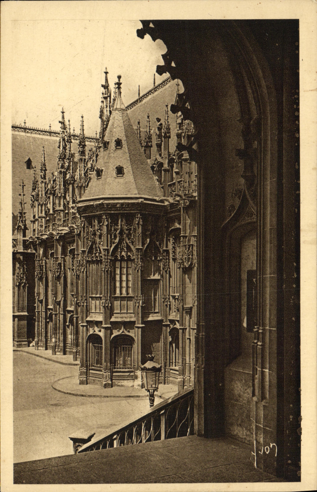 CPA Rouen Detail Du Palais de Justice