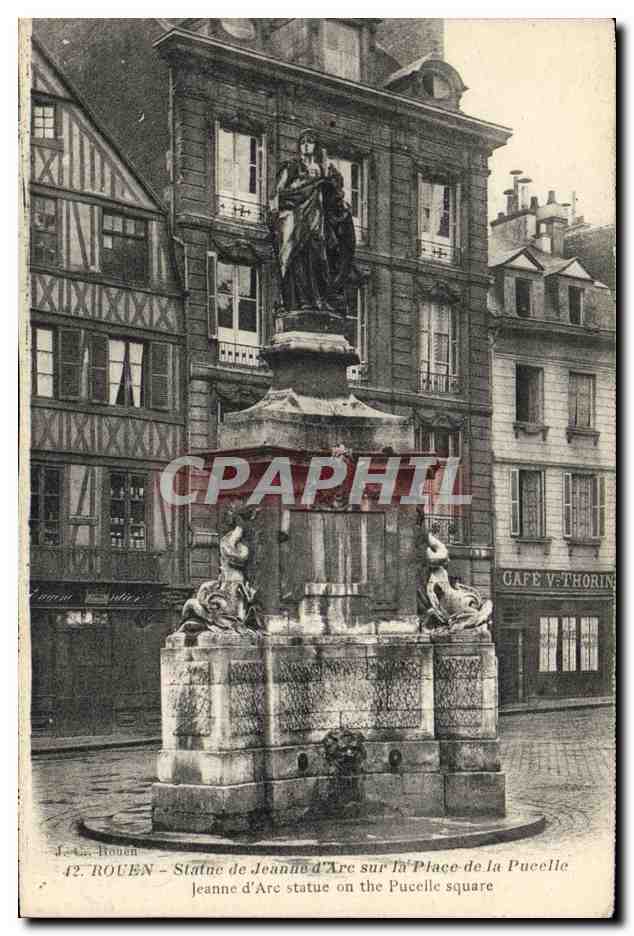 CPA Rouen Statue de Jeanne d Arc Sur La Place de la Pucelle