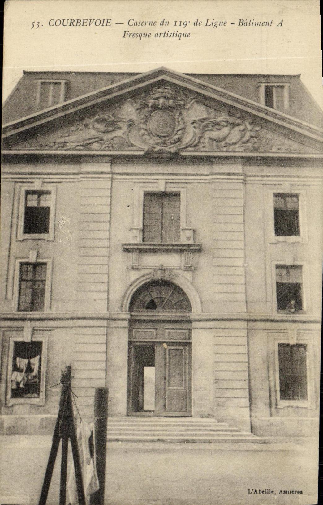 CPA Courbevoie Caserne du 119eme de ligne Batiment 