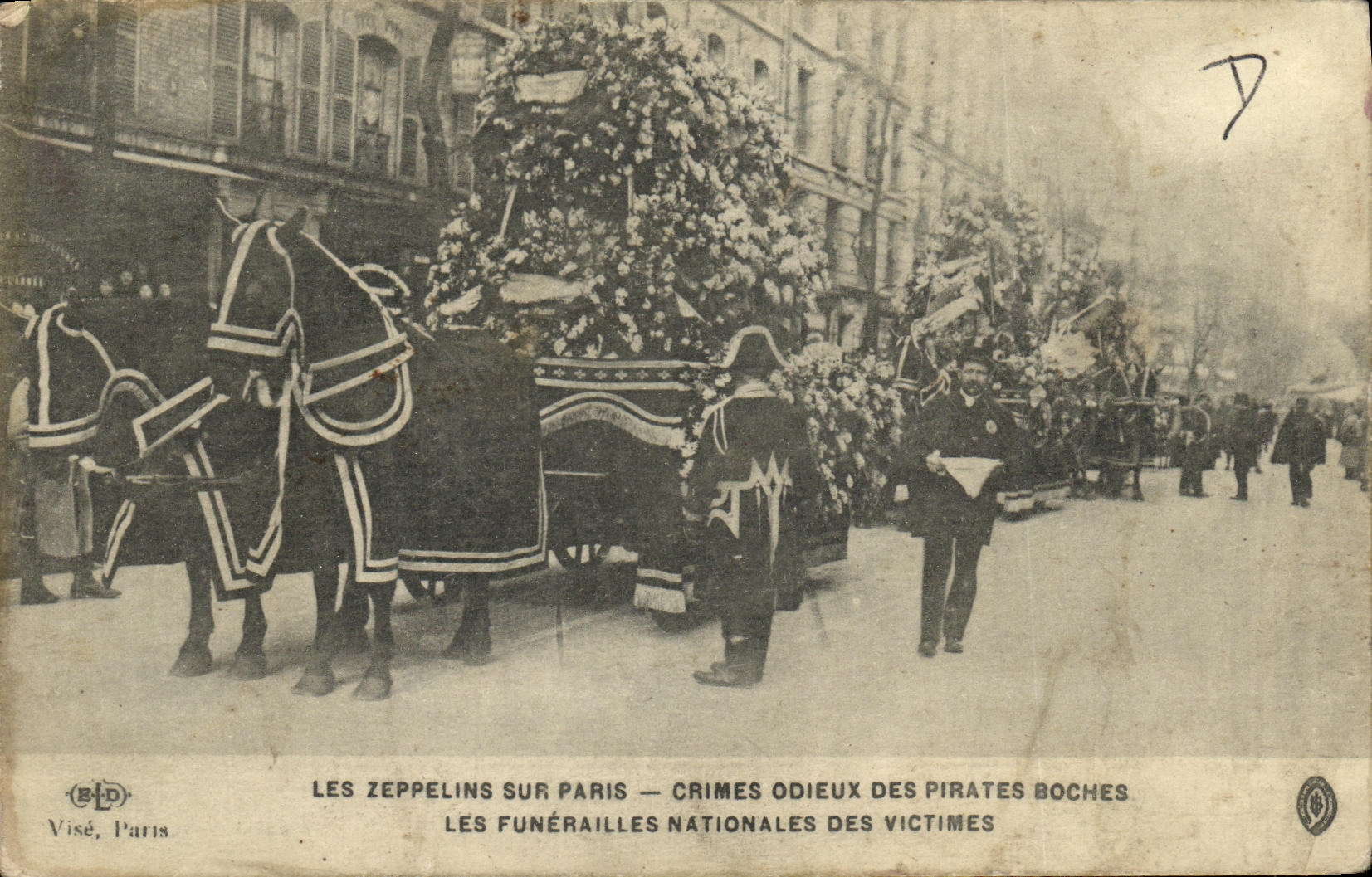 CPA Paris Les Zeppelins Sur Crimes Odieux Des Pirates Les funerailles nationales des victimes