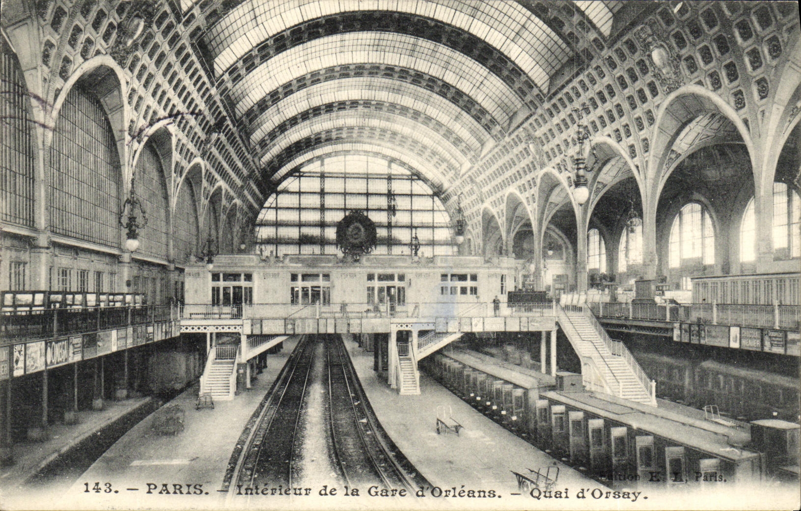 CPA Paris Interieur de la Gare D Orleans