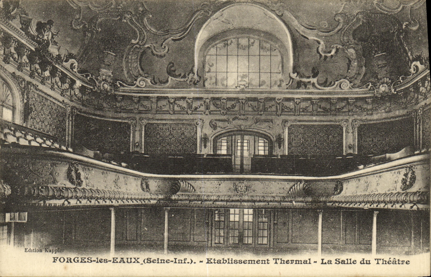 CPA Forges les Eaux Etablissement Thermal La Salle du Theatre 