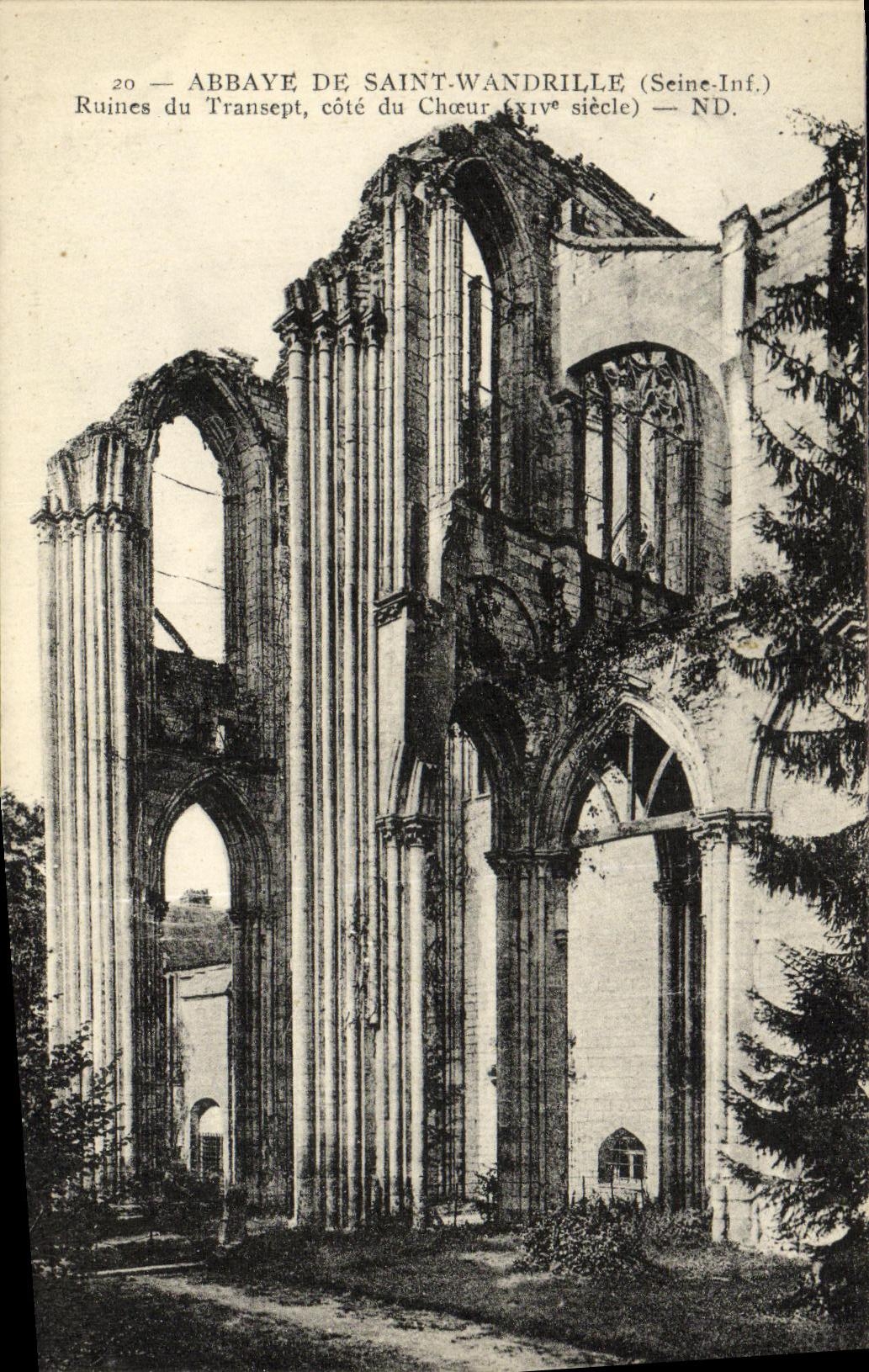 CPA Abbaye de Saint Wandrille Ruines du transept cote du choeur