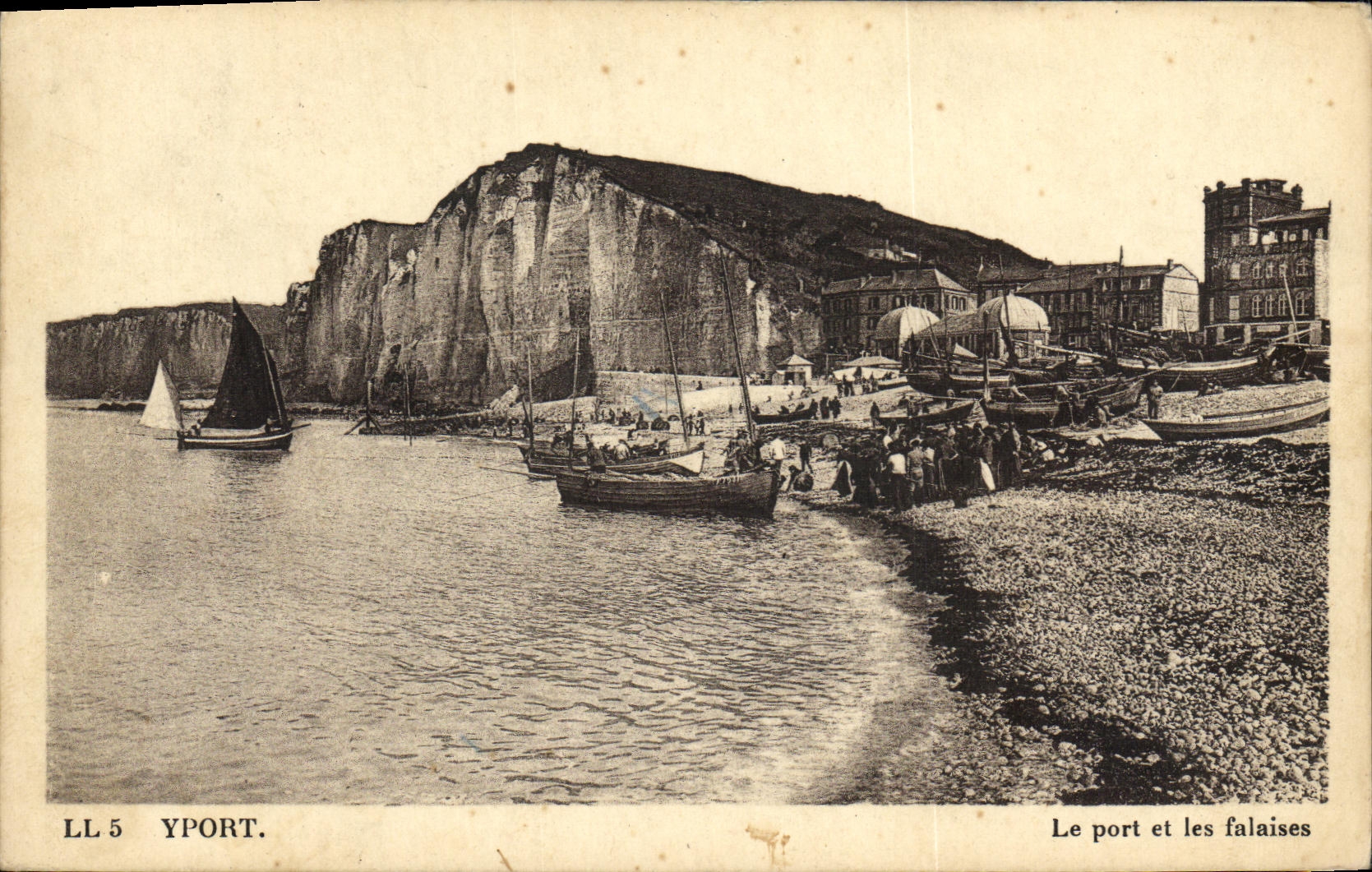 CPA Yport Le Port et les falaises 