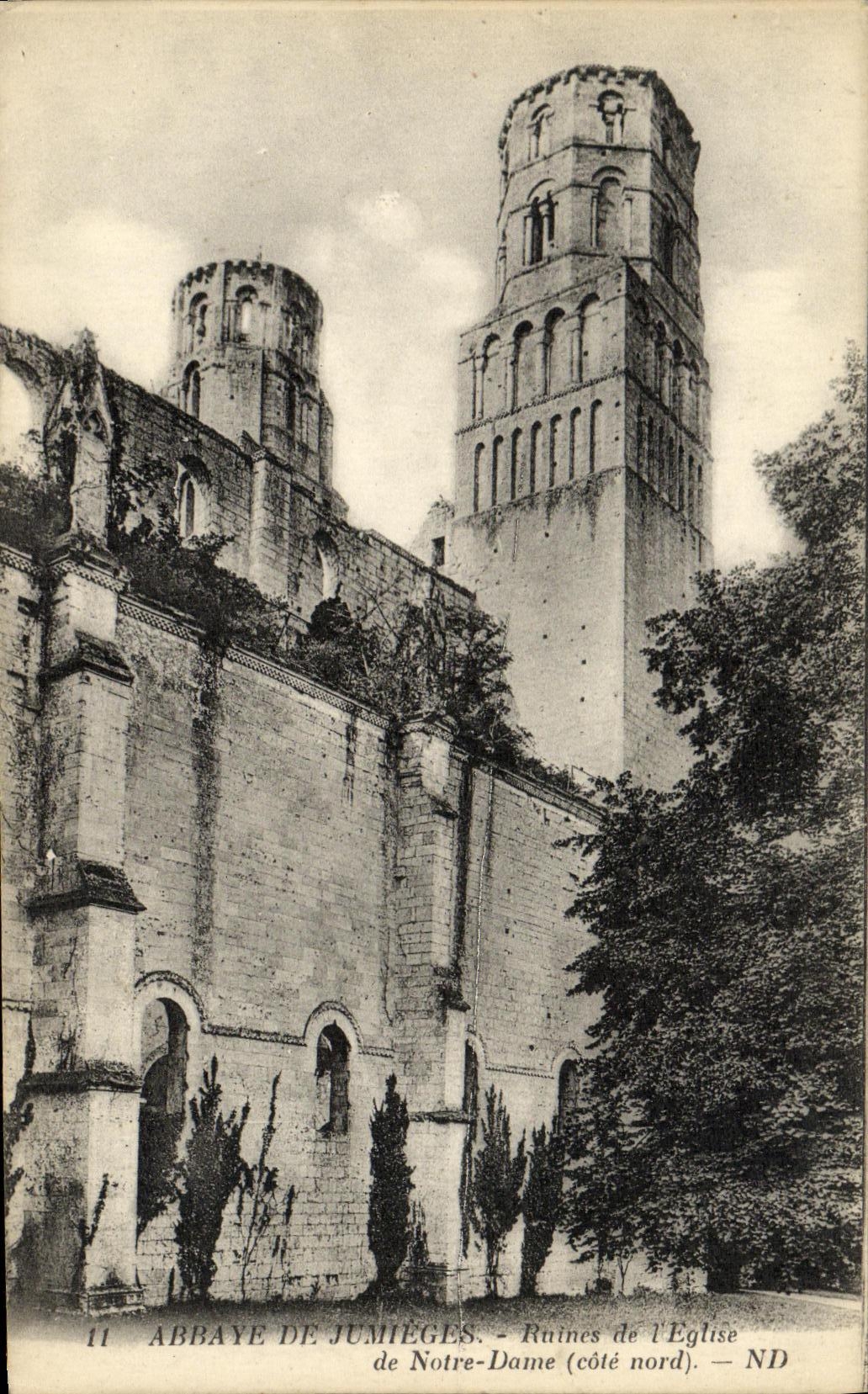 CPA Ancienne Abbaye de Jumieges Ruines de l Eglise de Notre Dame