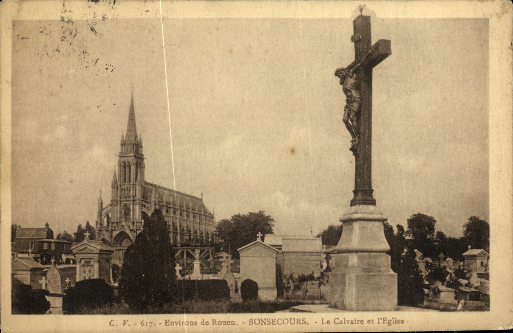CPA Bonsecours Le Calvaire et l Eglise 