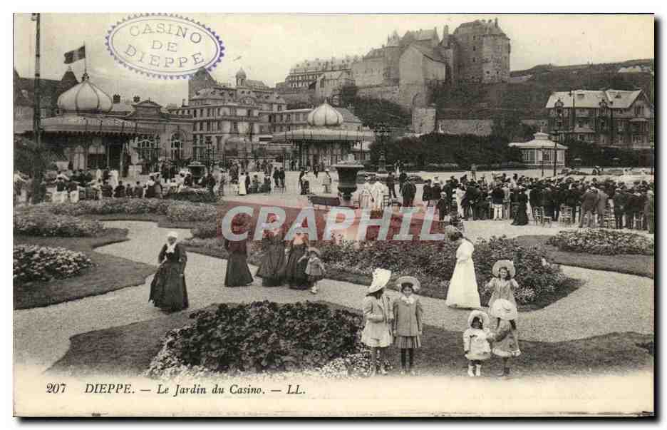 CPA Dieppe La Jardin du Casino Enfants