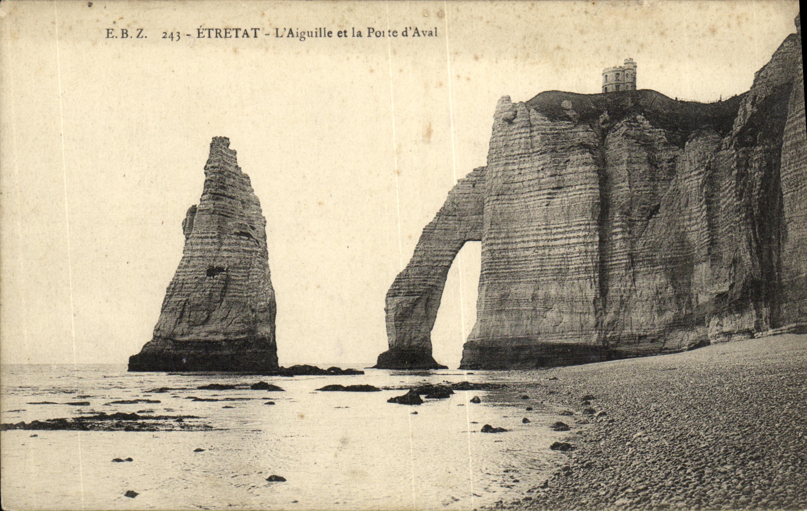 CPA Etretat L Aiguille et la Porte d Aval