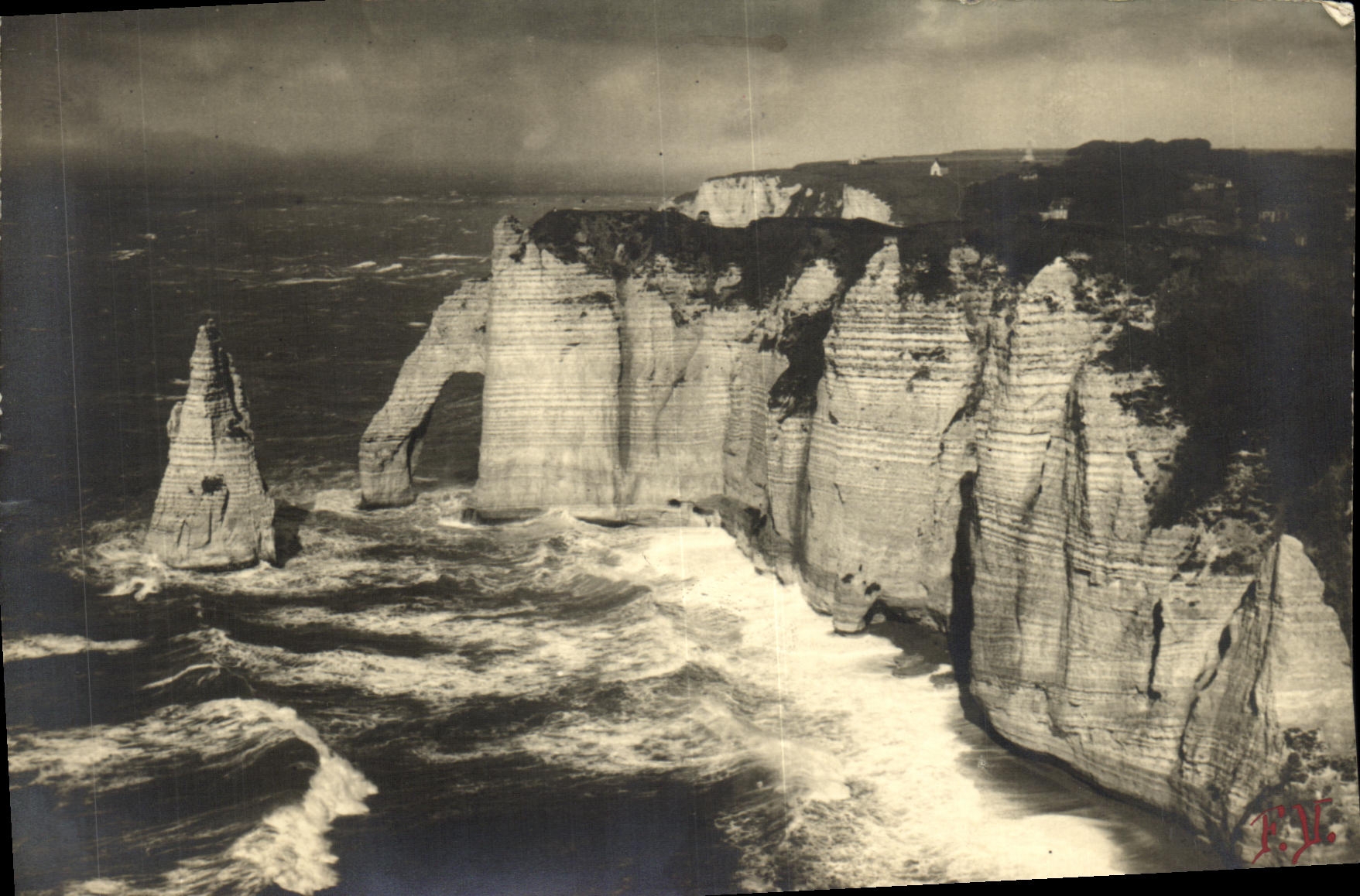 Porte d'Aval et Aiguilie — Etretat — Édition Art Vincent