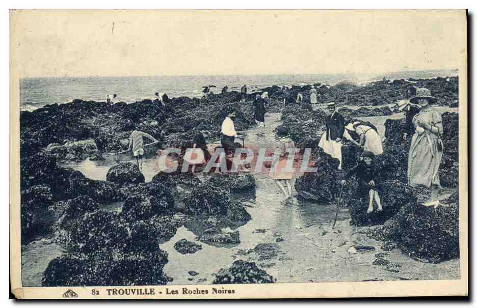 CPA Trouville Les Rochers Noires 