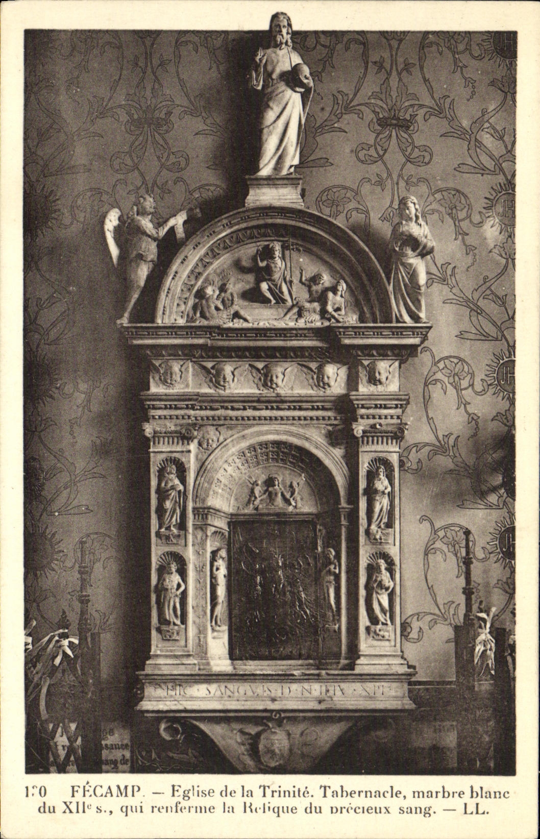 CPA Fecamp Eglise de la Trinite marbre blanc qui renferme la relique du precieux sang