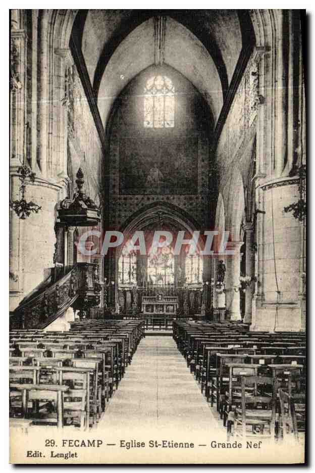 CPA Fecamp Eglise St Etienne Grand Nef 