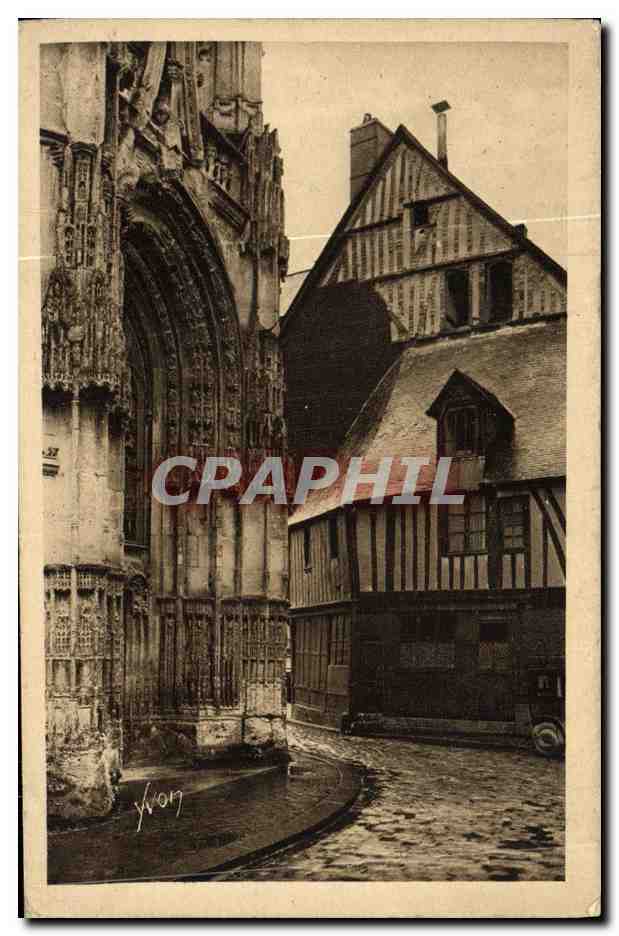 CPA De Rouen au Havre Caudebec en Caux Porte Renaissance de Notre Dame et vieilles maisons normandes