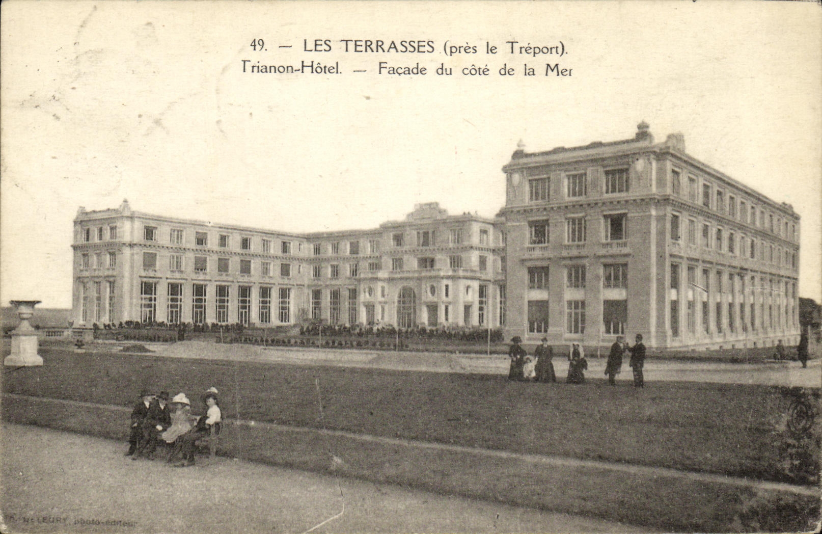 CPA Les Terrasses Trianon Hotel Facade du Cote de la Mer